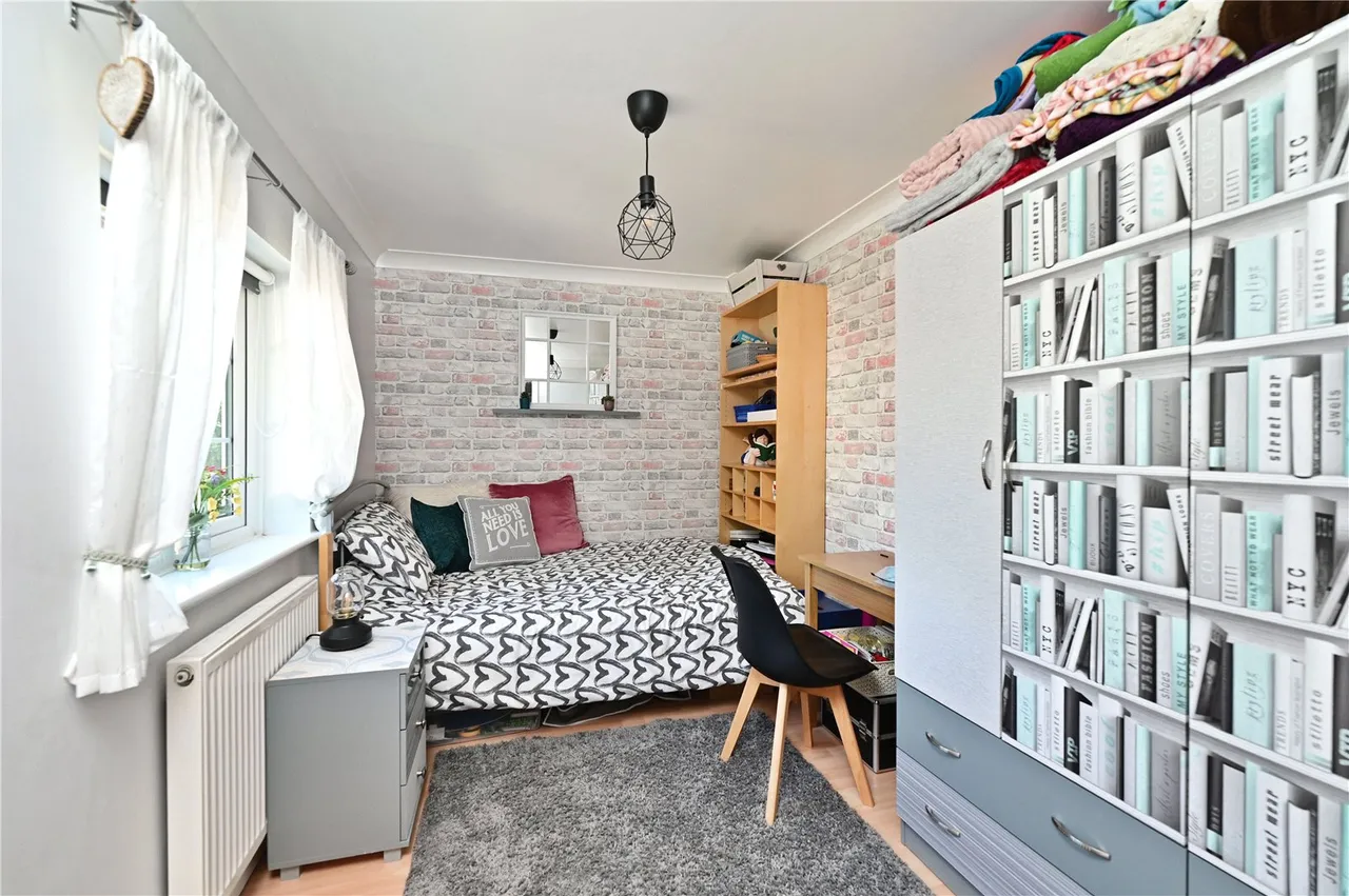 Whetstone Road, Farnborough, Hampshire, GU14 9SU, photo 8
