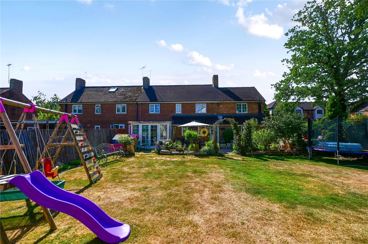 Whetstone Road, Farnborough, Hampshire, GU14 9SU, photo 6