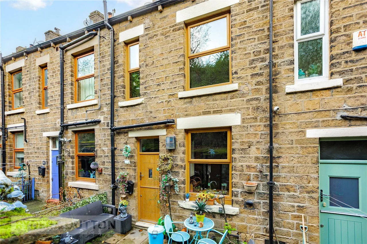 Grains Road, Delph, OL3, photo 21