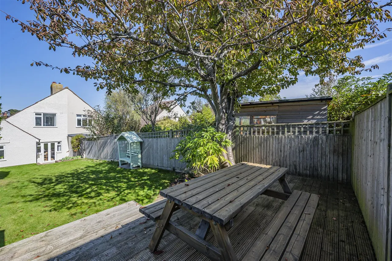Stafford Road, Seaford, photo 26