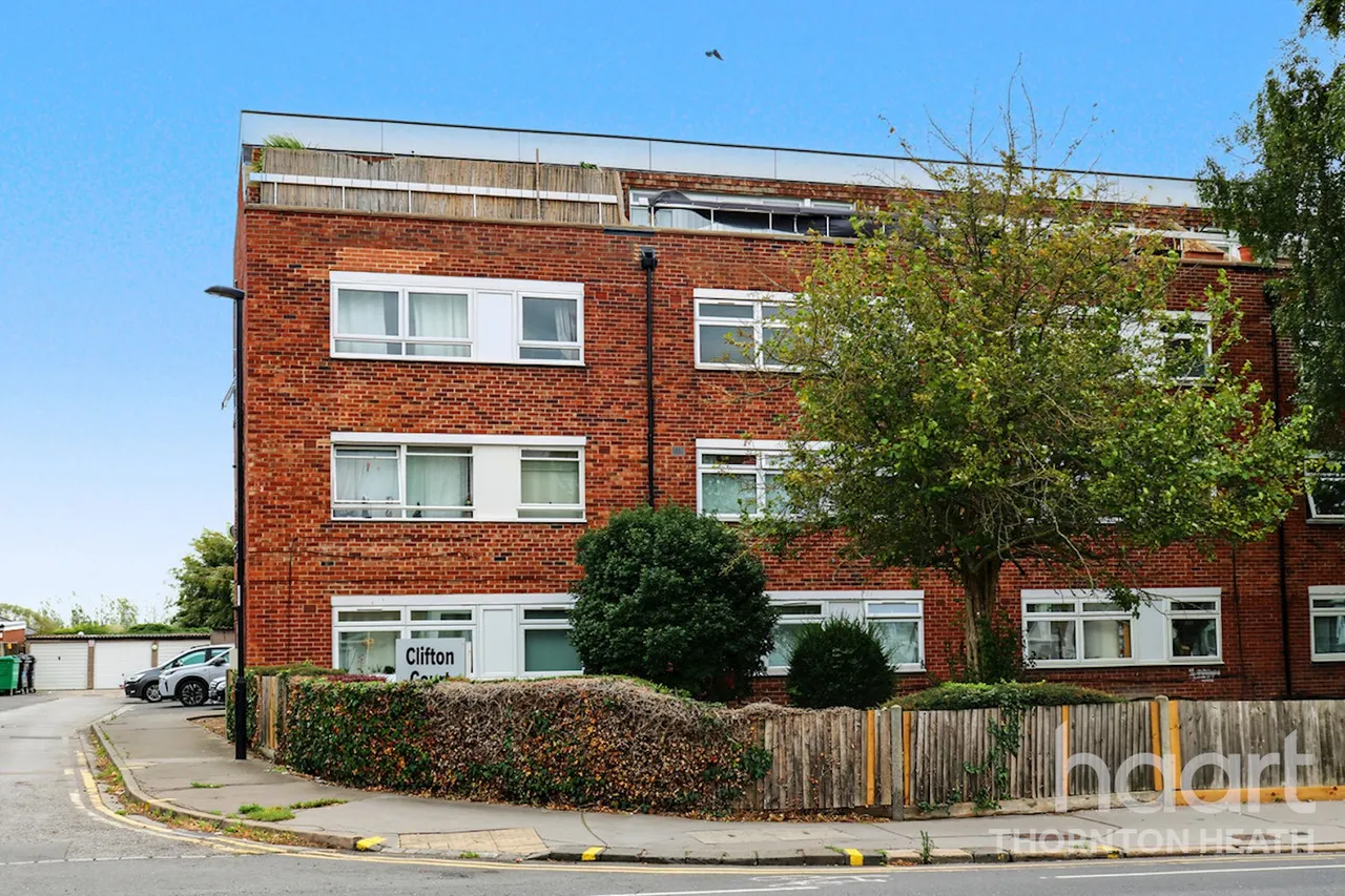 2 bed flat for sale, Selhurst Road, London, SE25