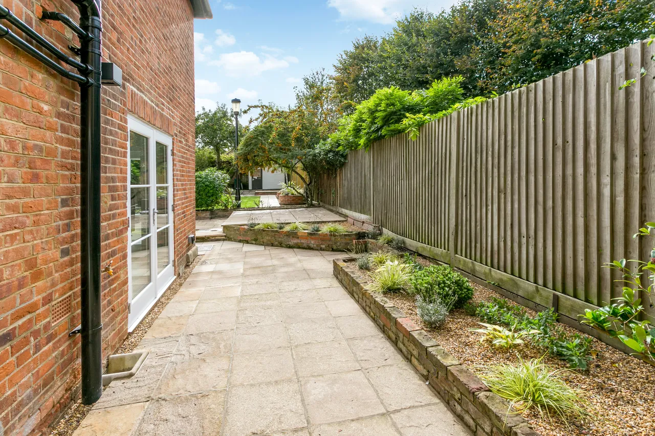 The Crescent, Maidenhead, SL6, photo 10