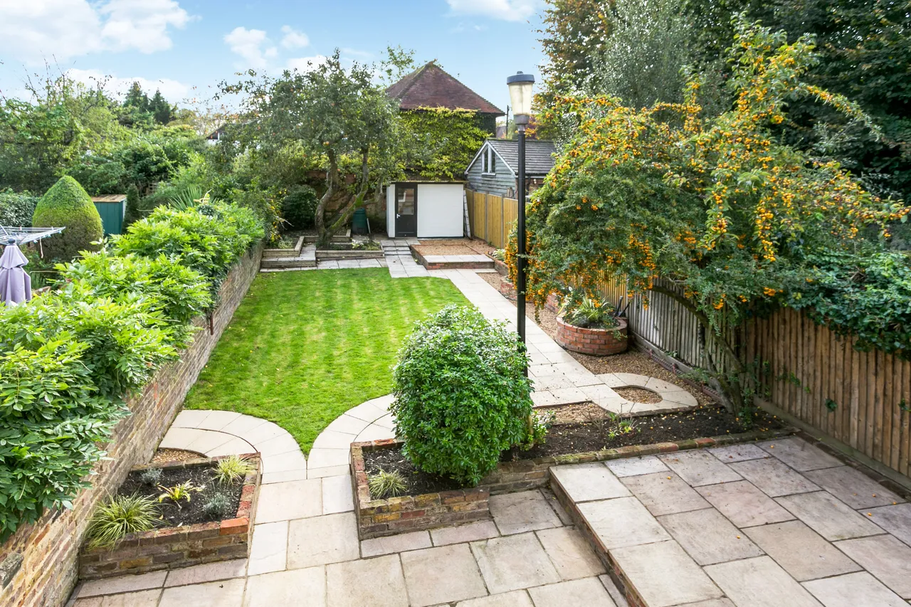 The Crescent, Maidenhead, SL6, photo 2