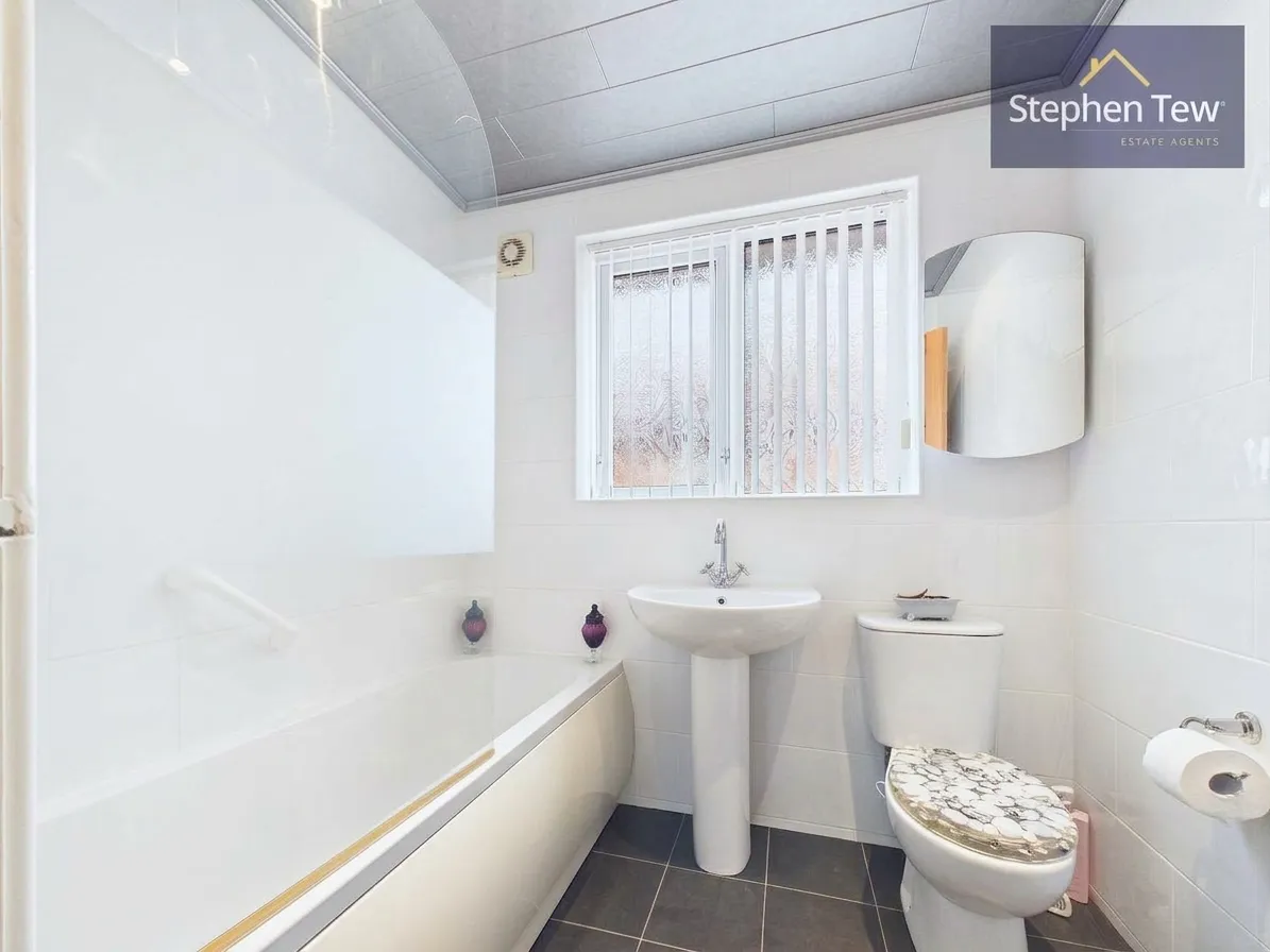 Dalton Avenue, Blackpool, FY4, photo 4