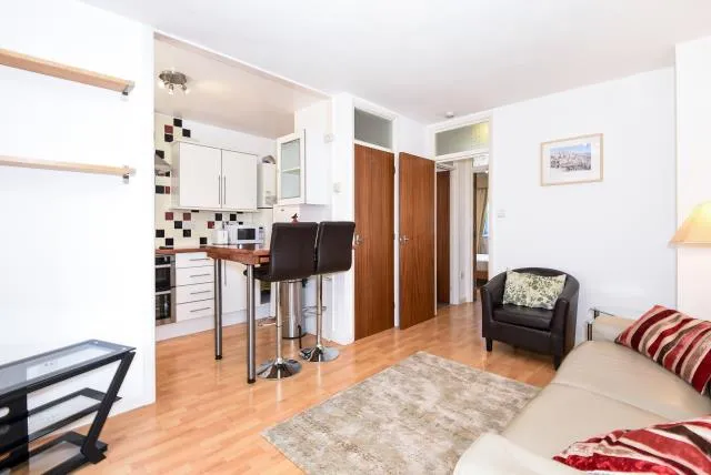 Muirfield Close, Reading, RG1, photo 3