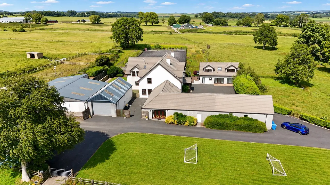 Strathaven, South Lanarkshire, ML10 6QE, photo 46