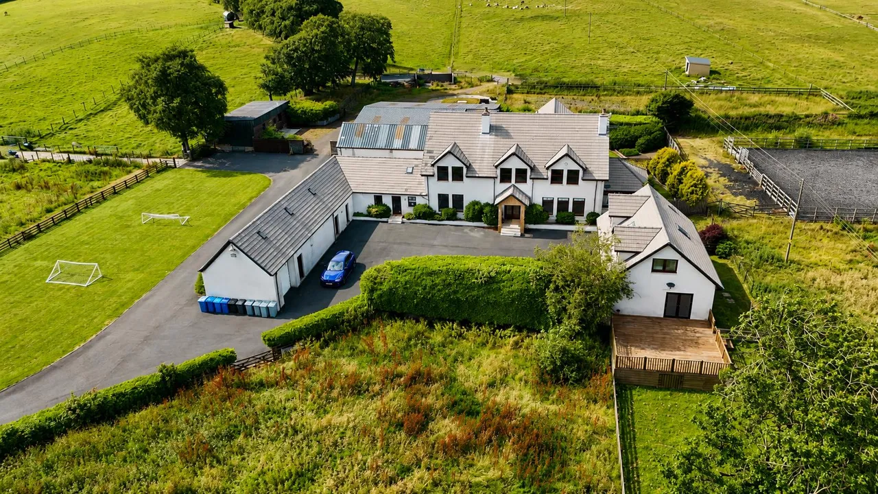 Strathaven, South Lanarkshire, ML10 6QE, photo 47