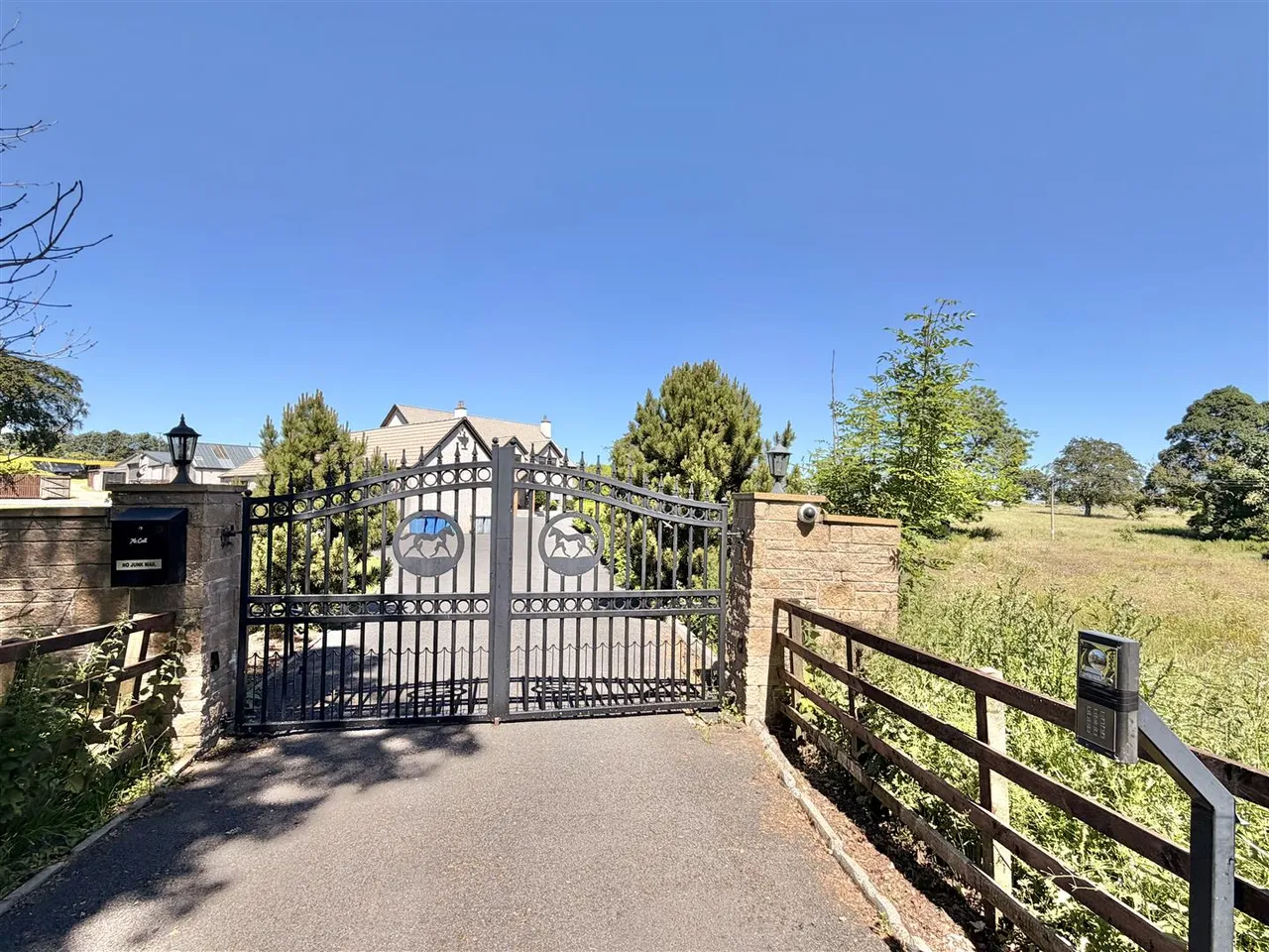 Strathaven, South Lanarkshire, ML10 6QE, photo 44