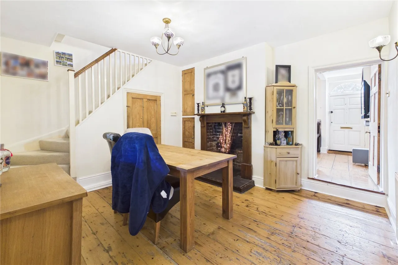 Shaw Road, Newbury, RG14, photo 3