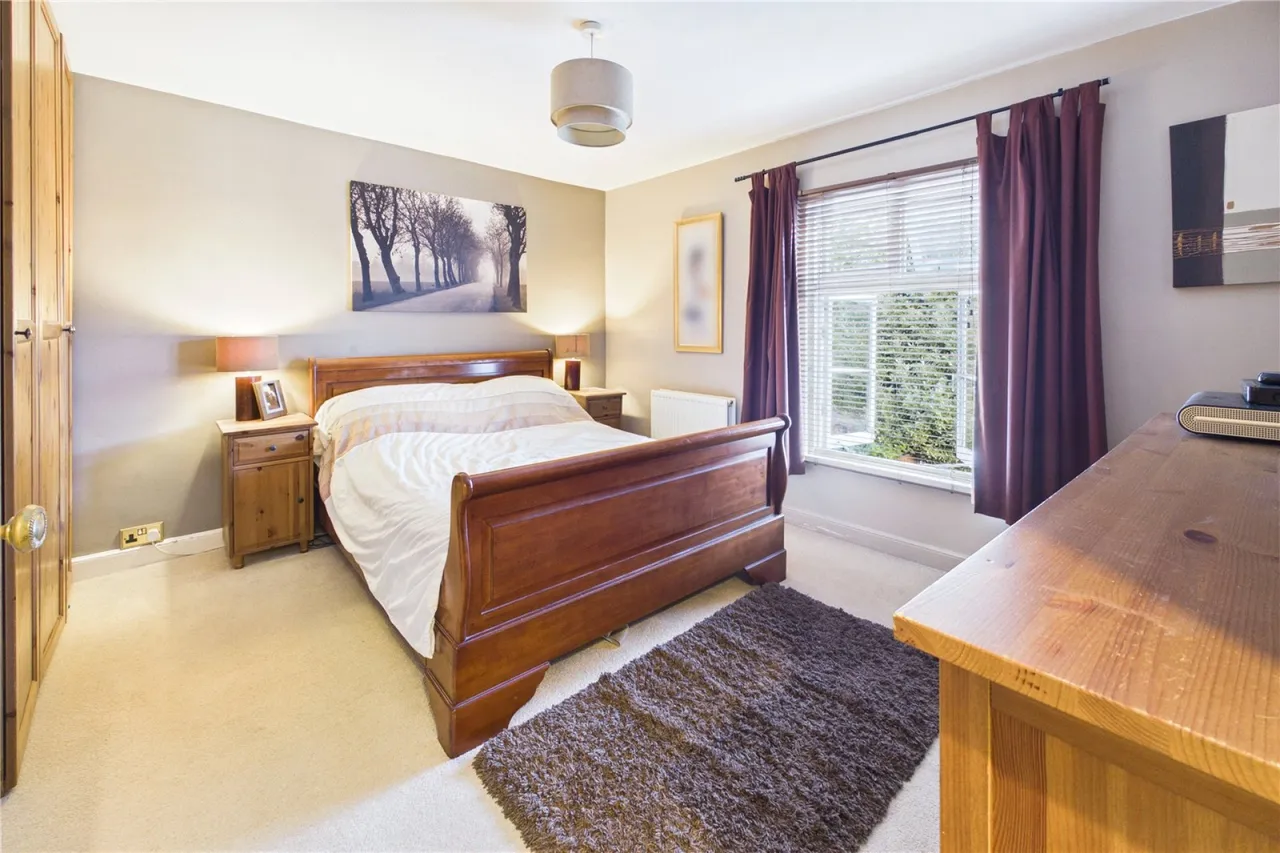 Shaw Road, Newbury, RG14, photo 11