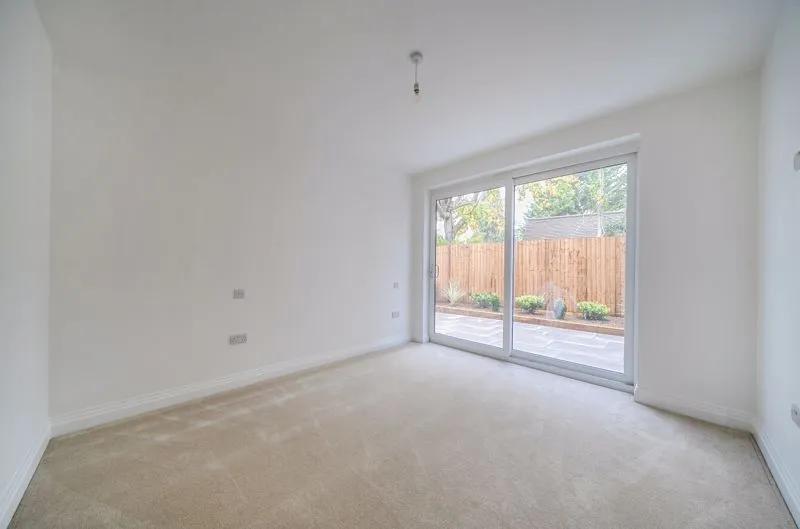Foxley Lane, Purley CR8 3NB, photo 8