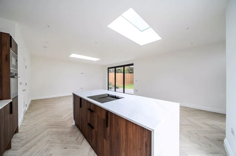 Foxley Lane, Purley CR8 3NB, photo 2
