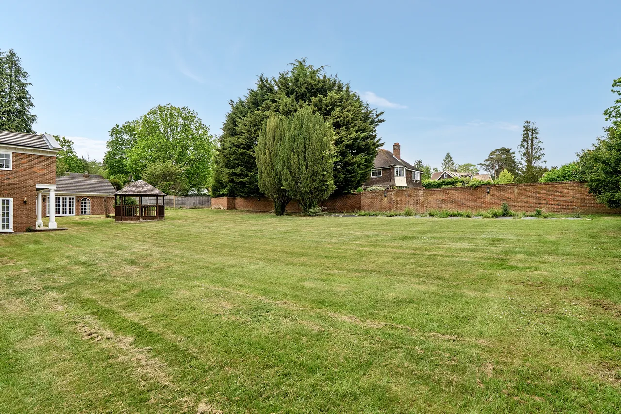 Egypt Lane, Farnham Common, SL2, photo 8