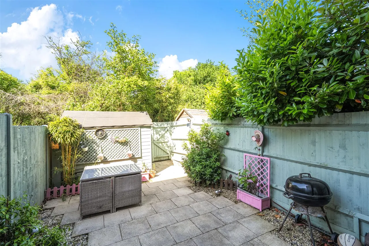 White’s Way, Hedge End, photo 13