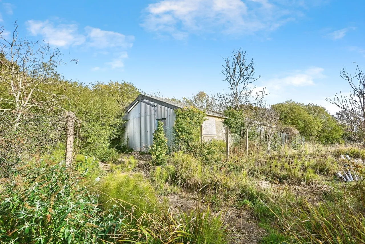 Nicholson Street, Newport, PO30, photo 11