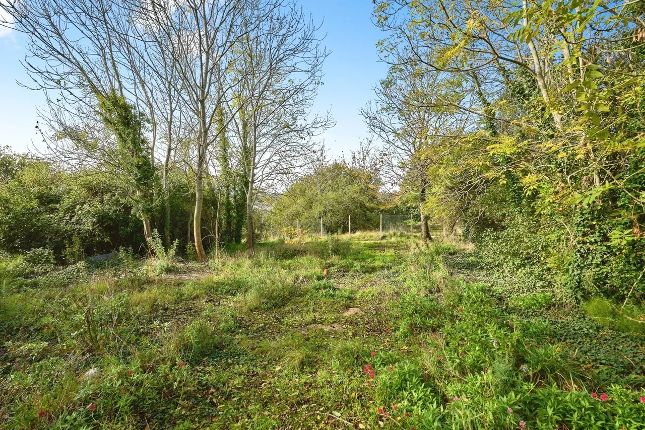 Nicholson Street, Newport, PO30, photo 6