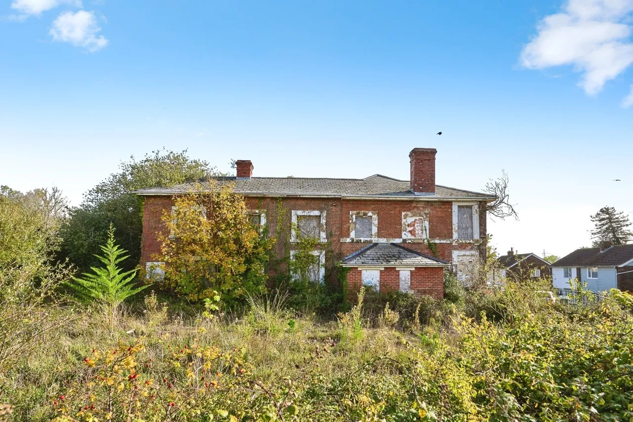 Nicholson Street, Newport, PO30, photo 4