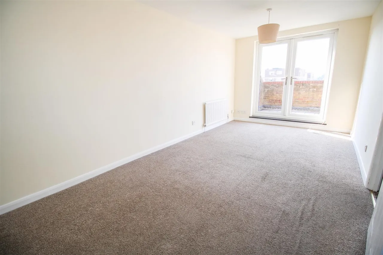 Acorn Mews, Harlow, CM18, photo 3