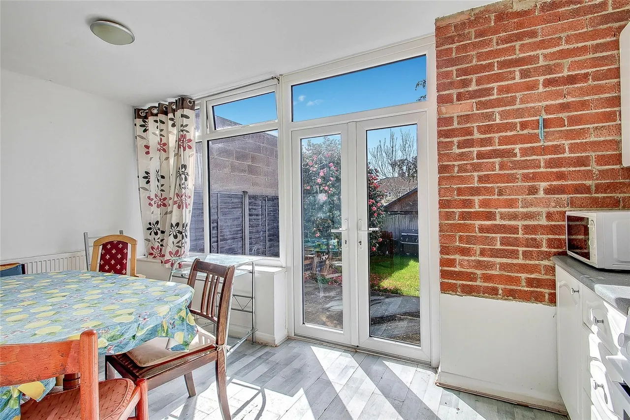 Meadway, Surbiton, KT5, photo 4