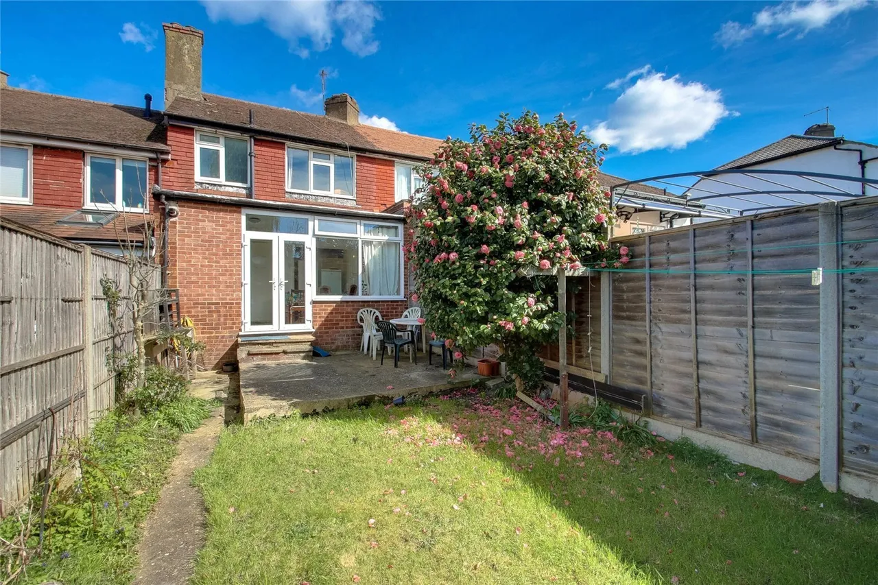 Meadway, Surbiton, KT5, photo 11