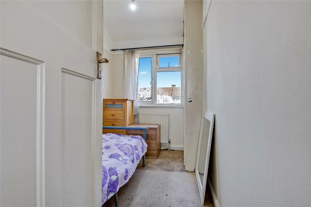 Meadway, Surbiton, KT5, photo 9
