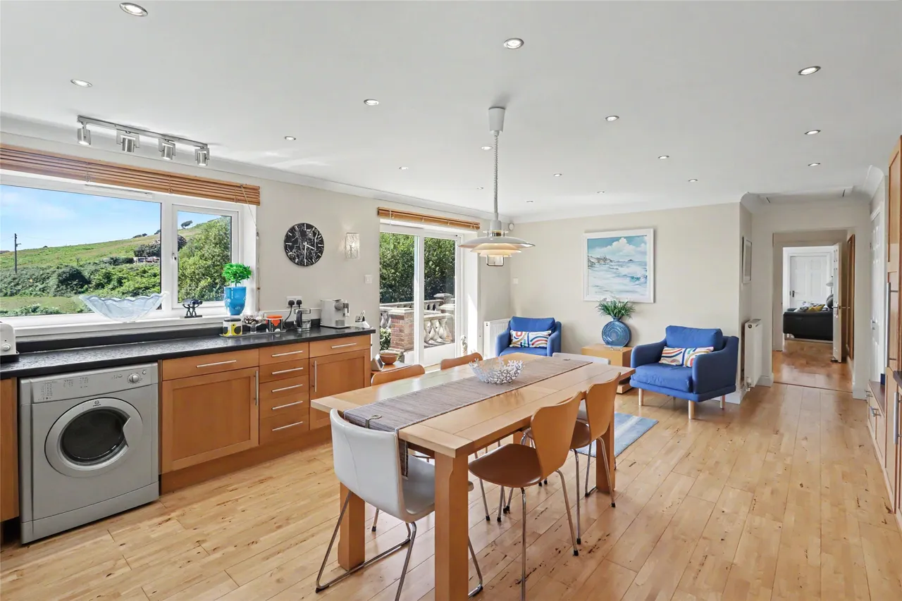 Beach Road, Woolacombe, EX34, photo 10