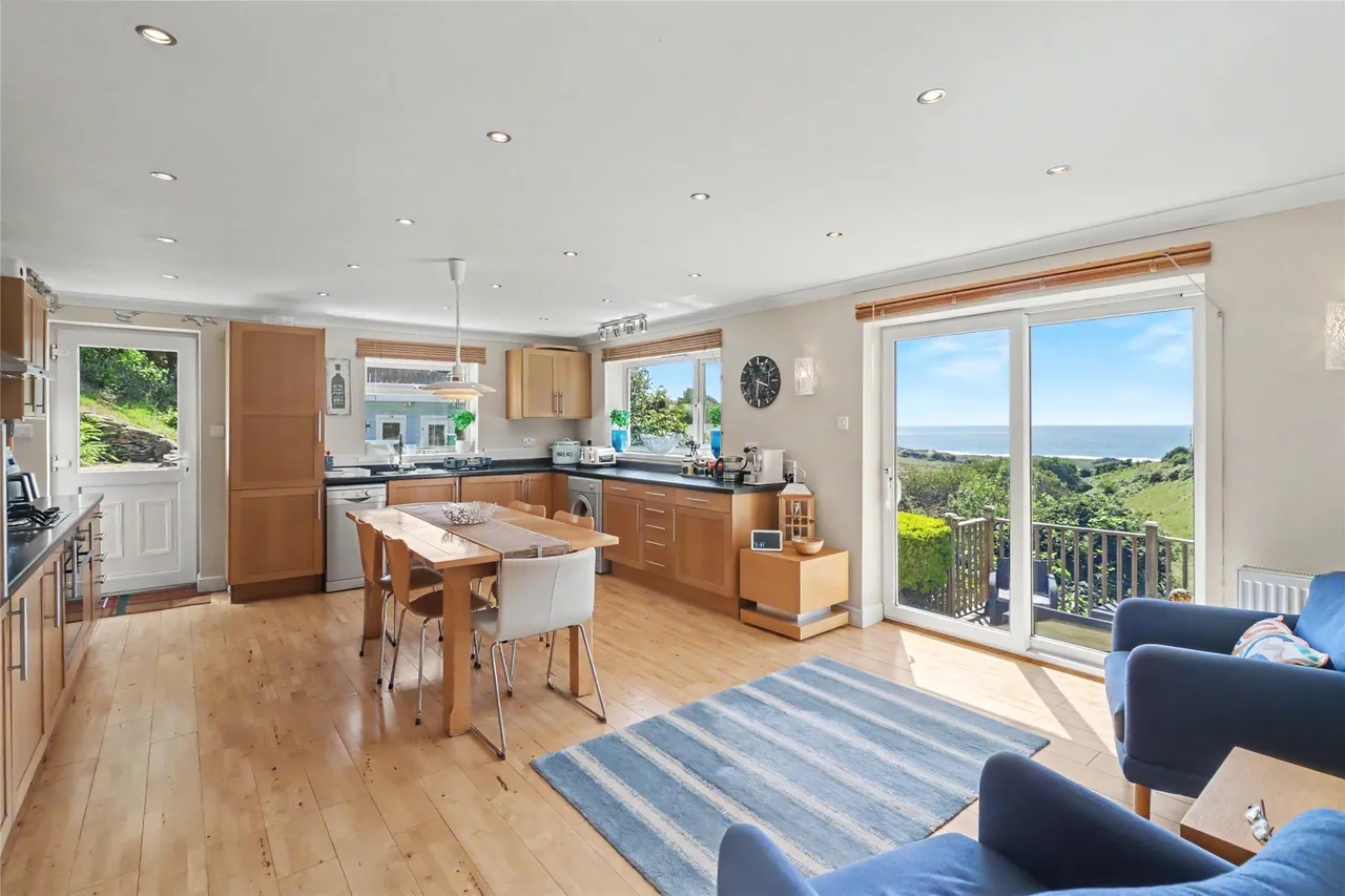 Beach Road, Woolacombe, EX34, photo 5