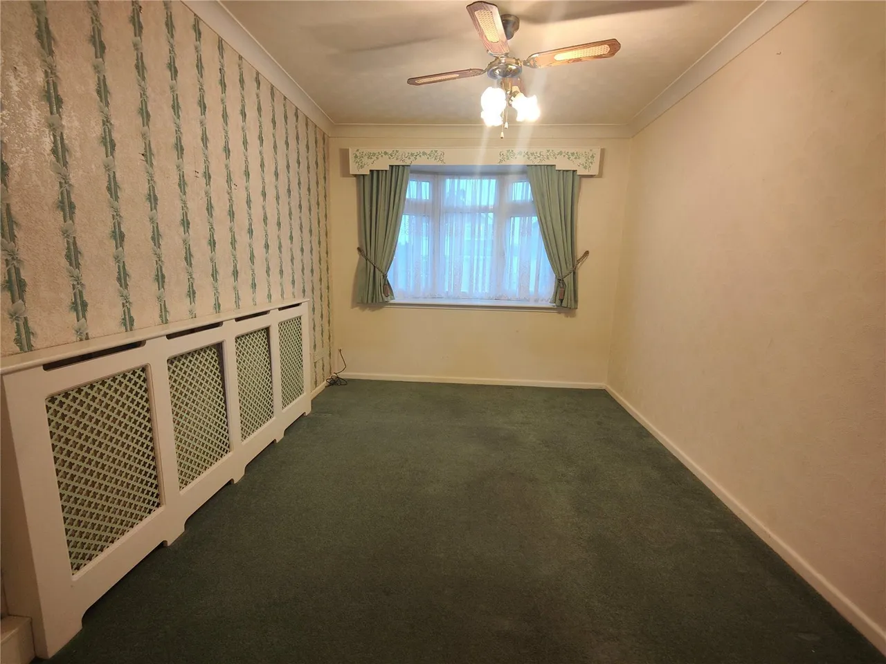 Lambourne Close, Great Wyrley, Walsall, Staffordshire, WS6, photo 10