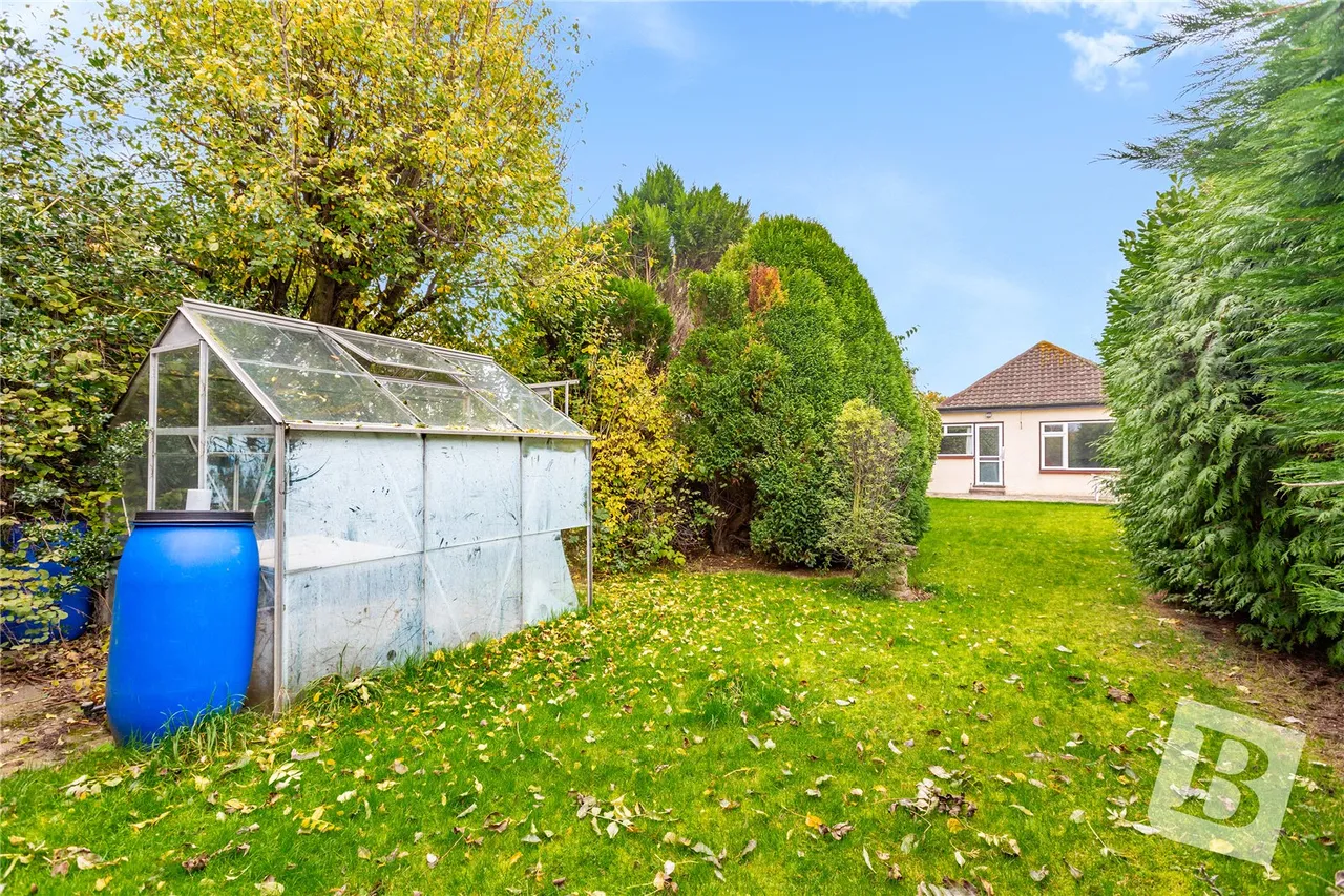 Upminster, RM14, photo 8