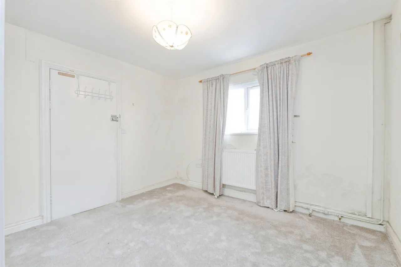 Fairwater Grove West, Cardiff, CF5, photo 15