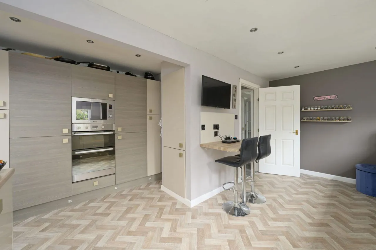 Emmas Way, Bonnybridge, FK4, photo 11