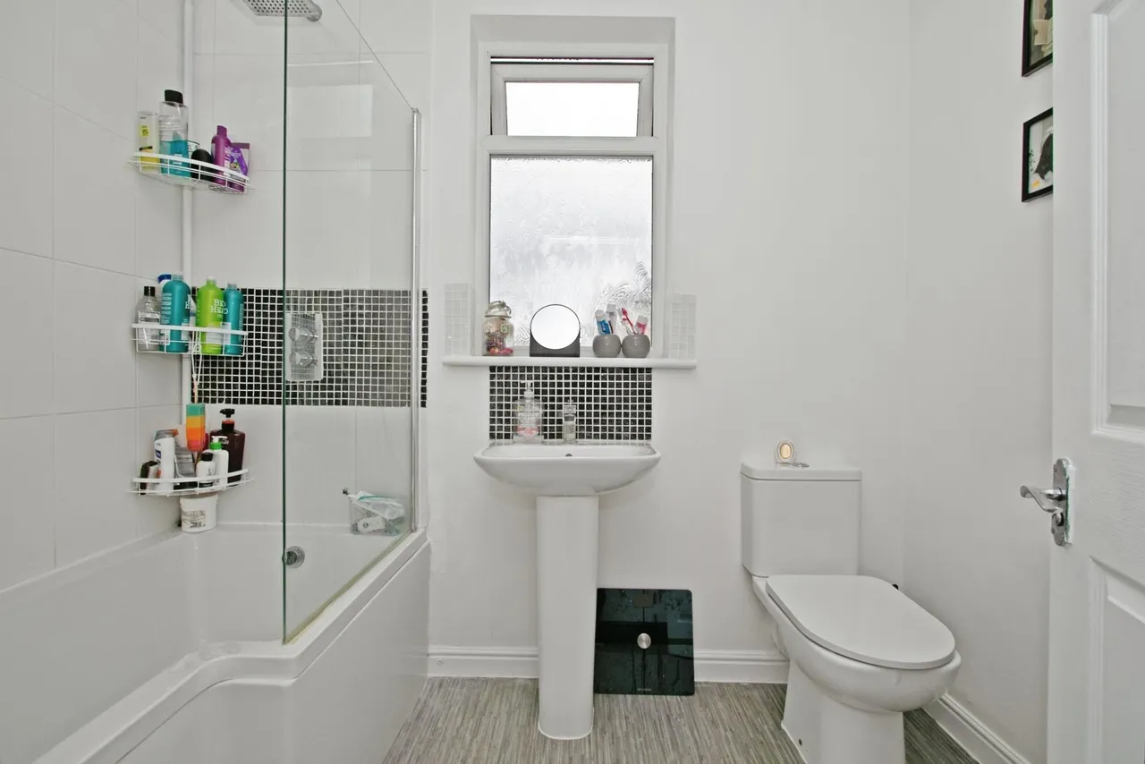 Pendarves Street, Camborne, TR14, photo 24