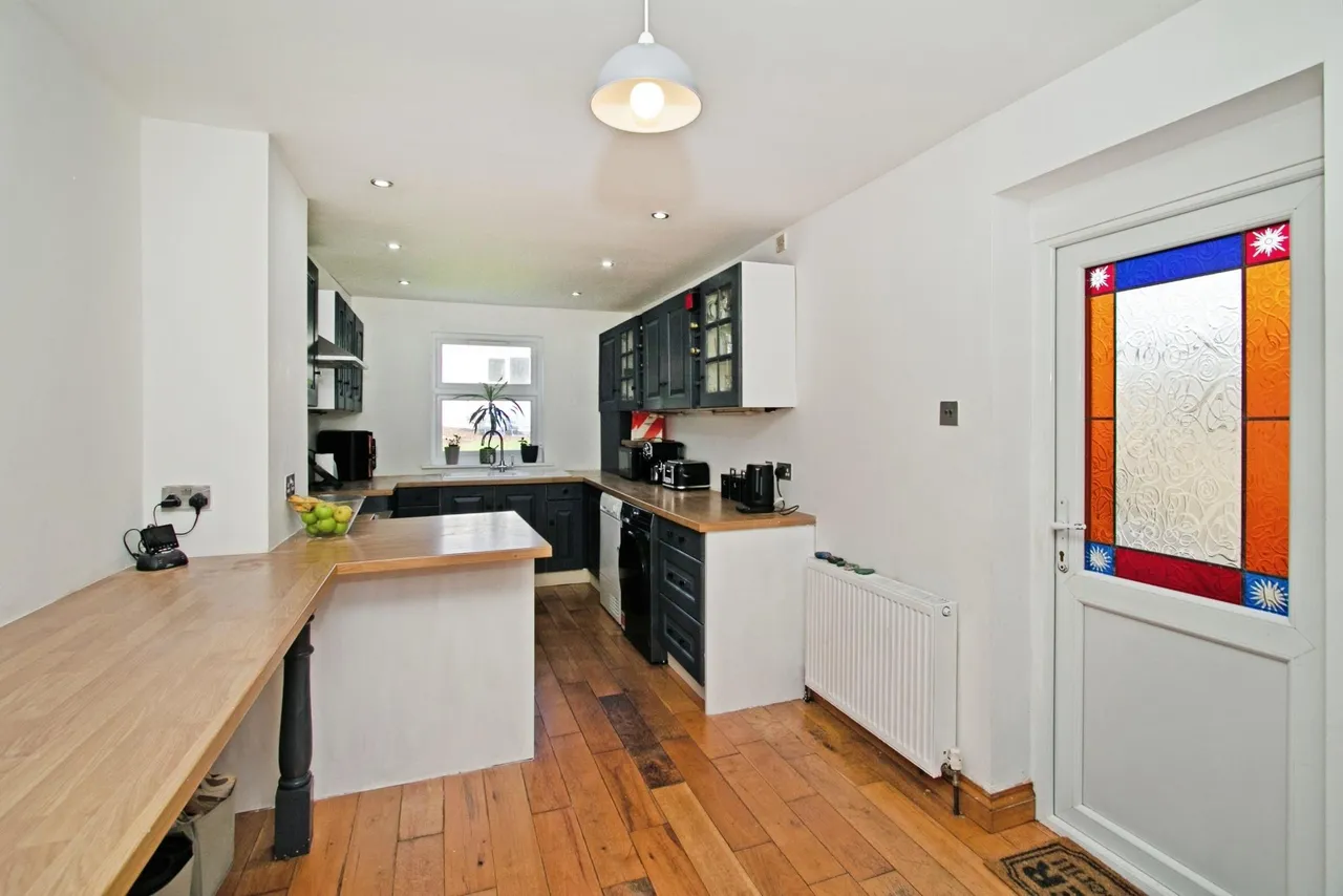 Pendarves Street, Camborne, TR14, photo 12