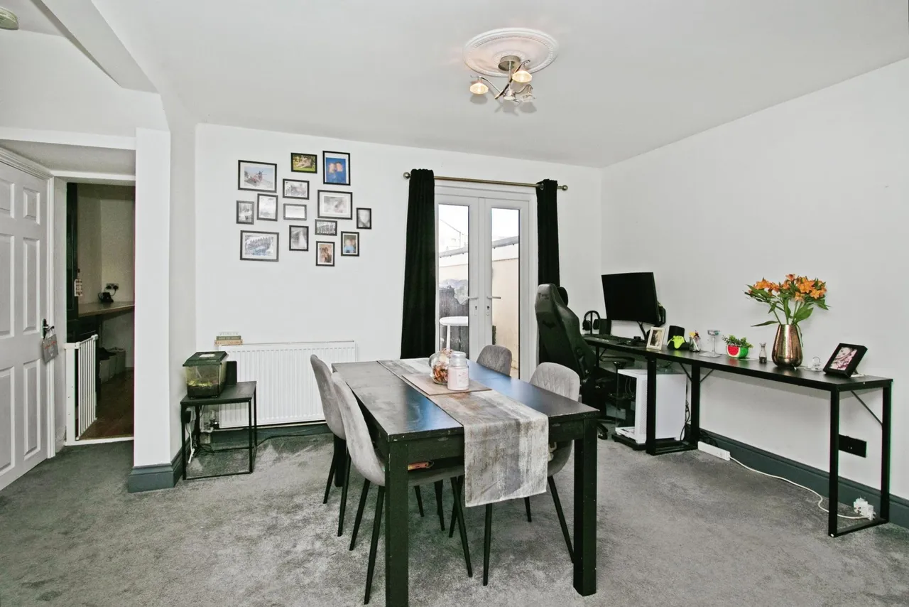 Pendarves Street, Camborne, TR14, photo 8