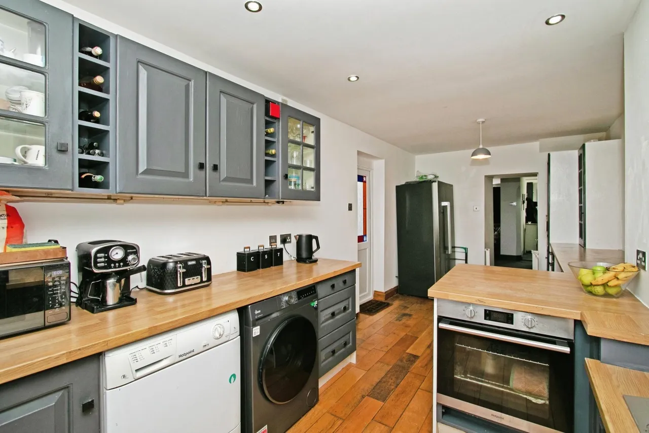 Pendarves Street, Camborne, TR14, photo 14