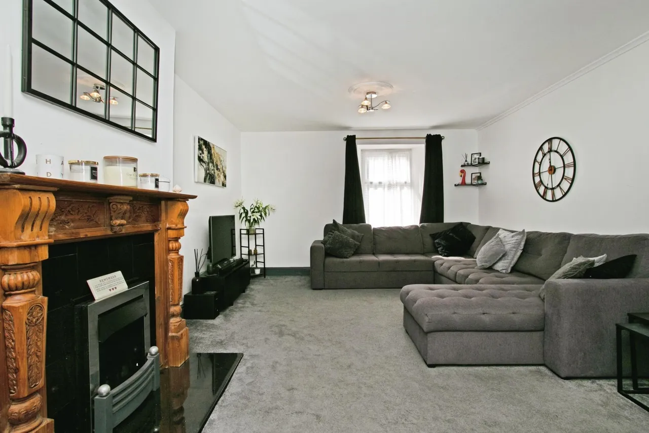 Pendarves Street, Camborne, TR14, photo 5