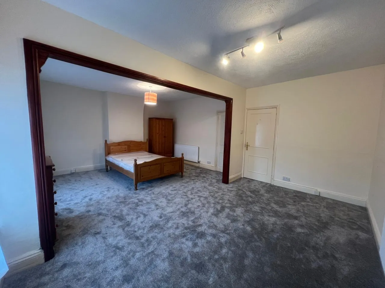 High Street, Barry, CF62, photo 5