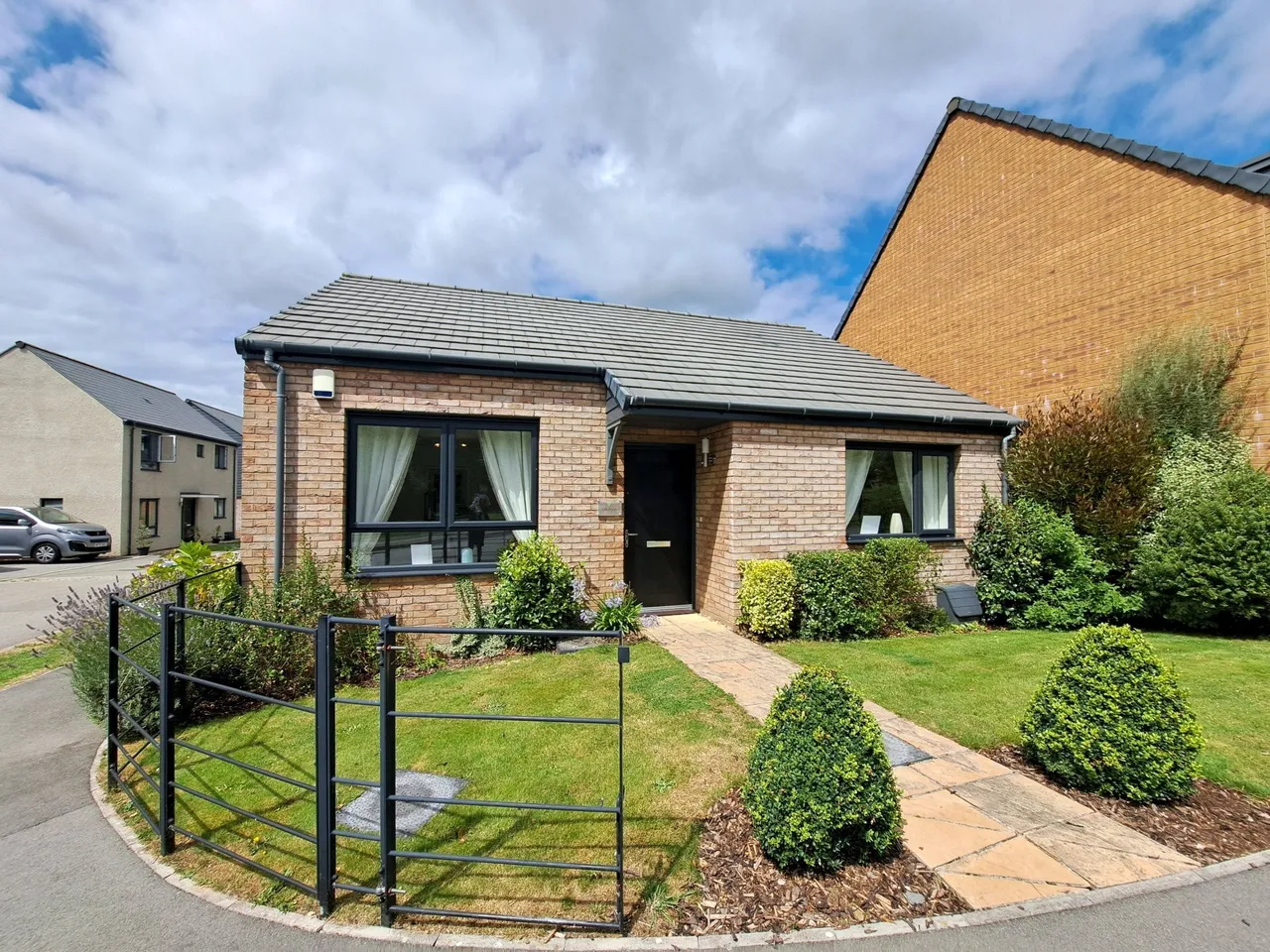 2 bed property for sale — Meadowbrook, South Hill Road, Callington, Cornwall, PL17
