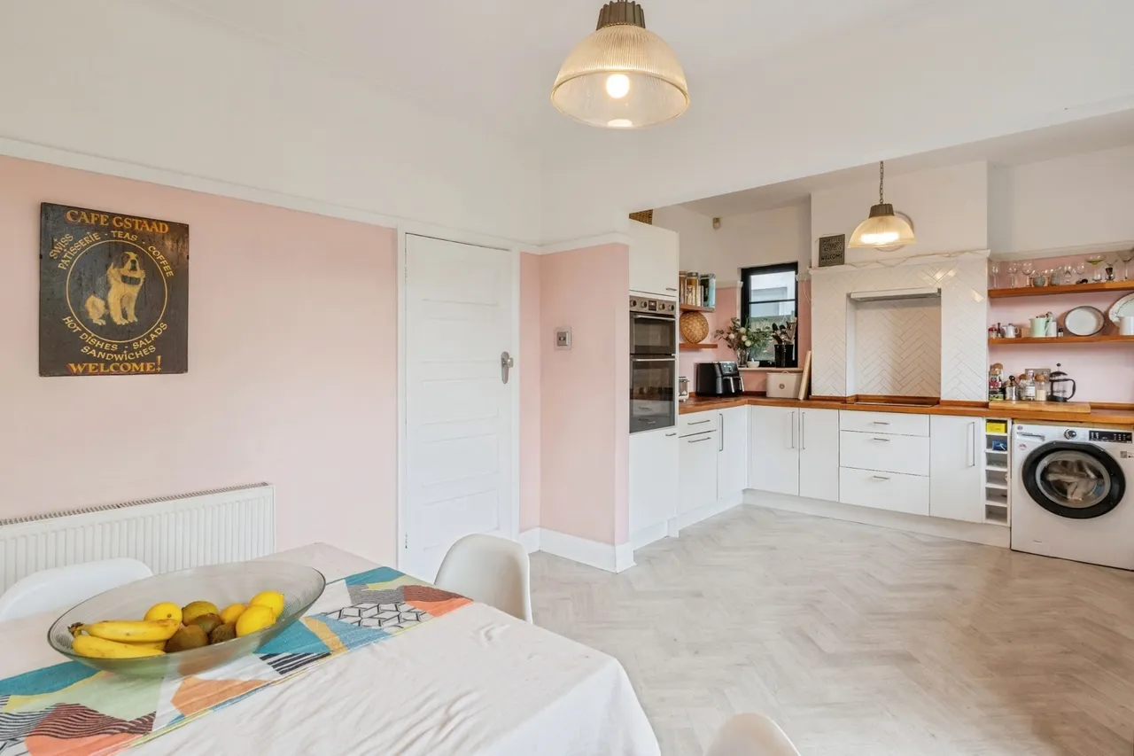 Northumberland Crescent, Southend-on-Sea, Essex, SS1, photo 9