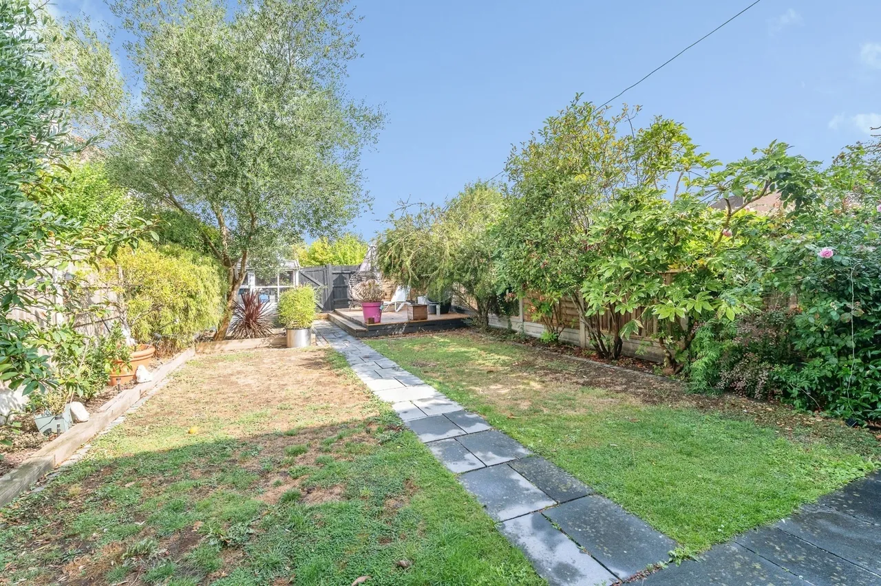 Northumberland Crescent, Southend-on-Sea, Essex, SS1, photo 21