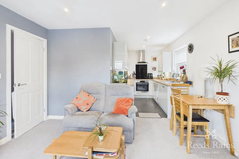 Halifax Road, Liversedge, WF15, photo 6