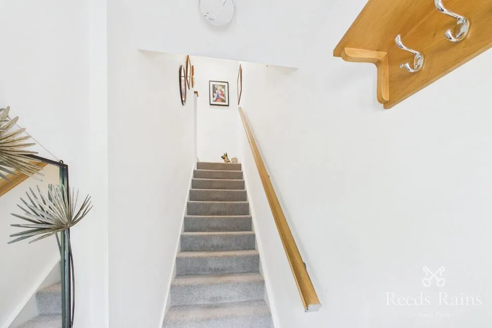 Halifax Road, Liversedge, WF15, photo 12