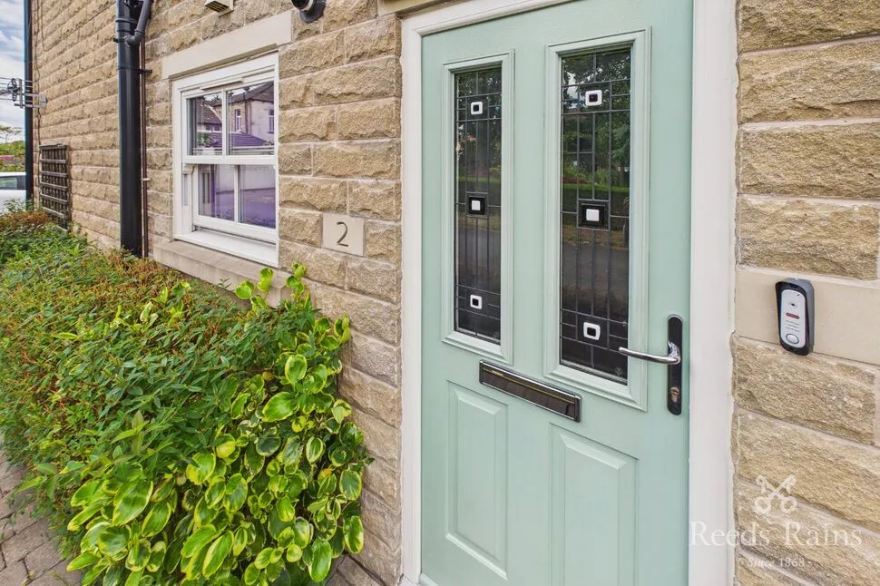 Halifax Road, Liversedge, WF15, photo 15