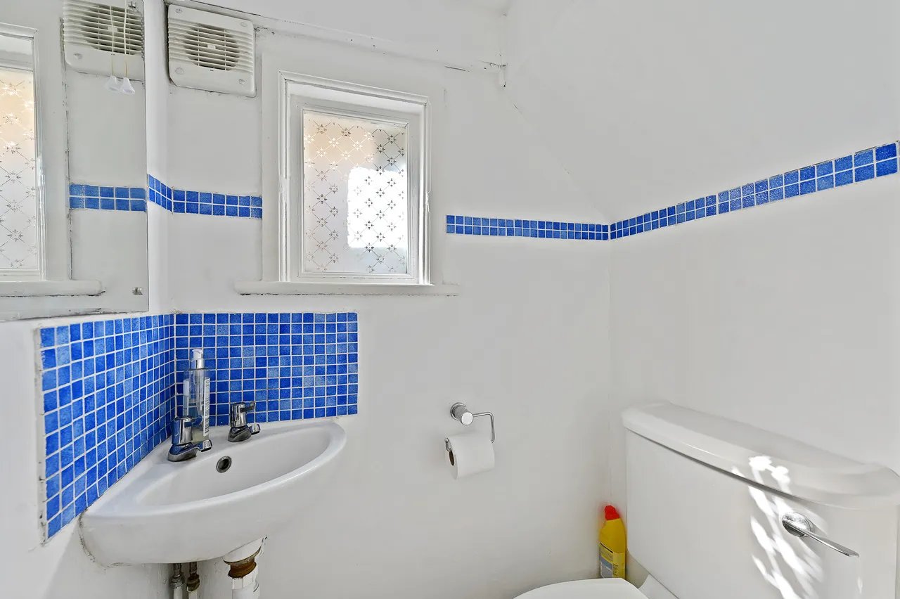 Lancaster Road, North Harrow, HA2, photo 13