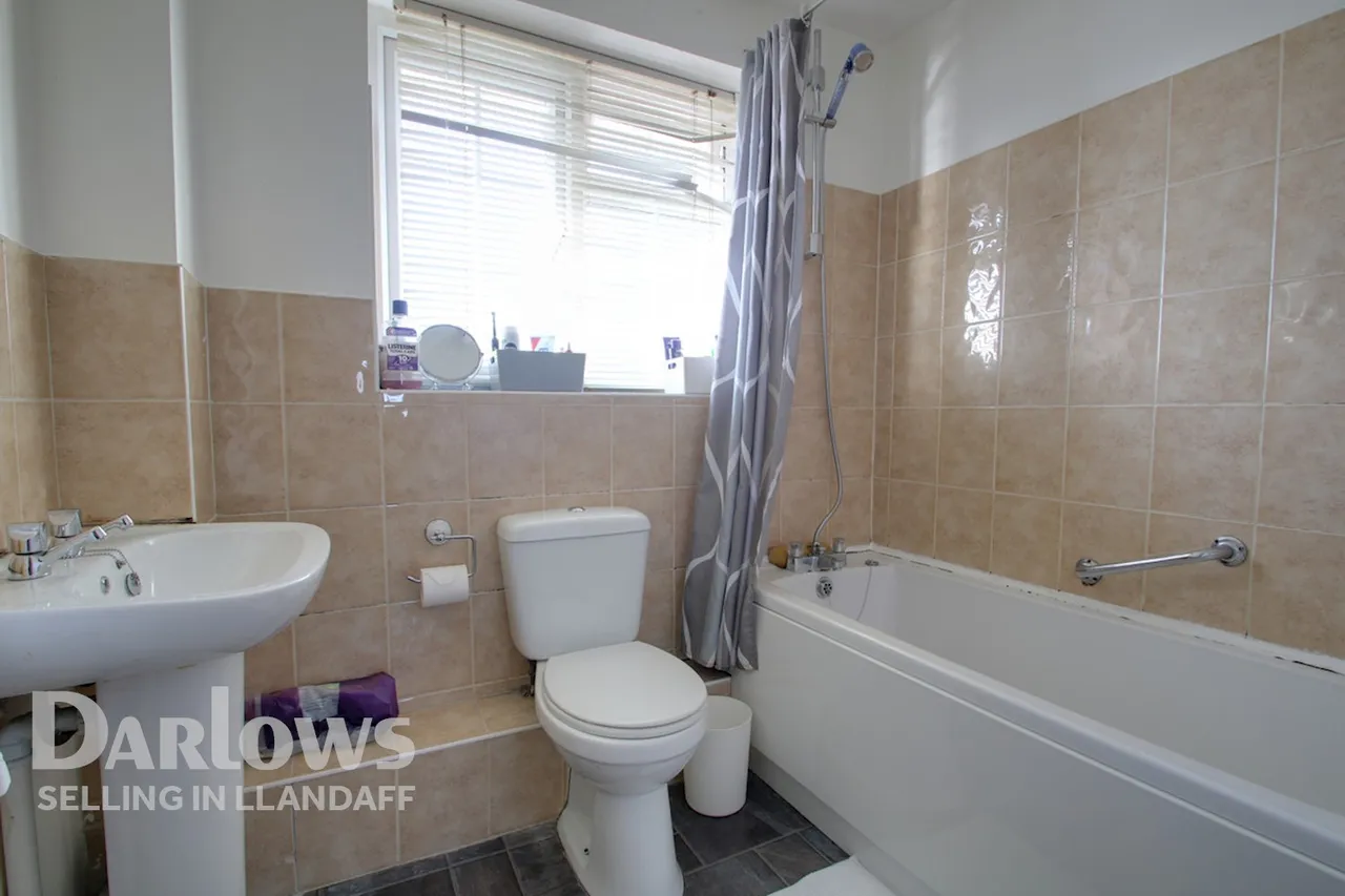 Sundew Close, Cardiff, photo 17