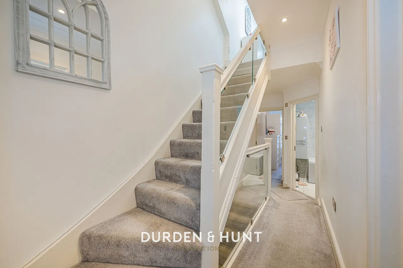 Sheringham Avenue, Manor Park, E12, photo 24