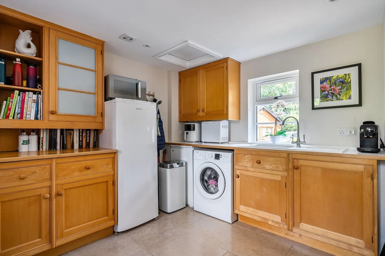 Broadmead Lane, Crockerton, BA12, photo 16