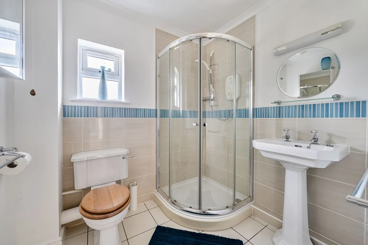 Broadmead Lane, Crockerton, BA12, photo 24