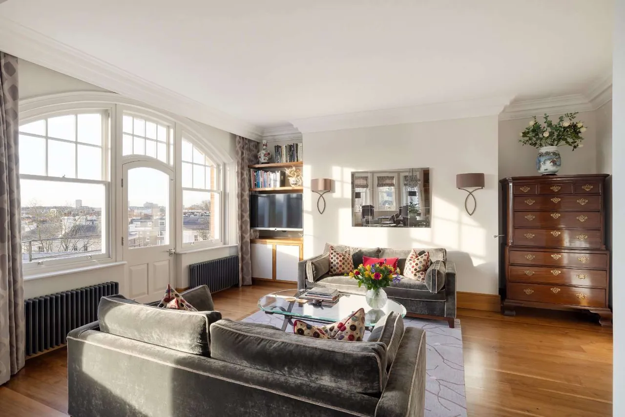 Campden Hill Court, Campden Hill Road, London, W8 7HN, photo 4
