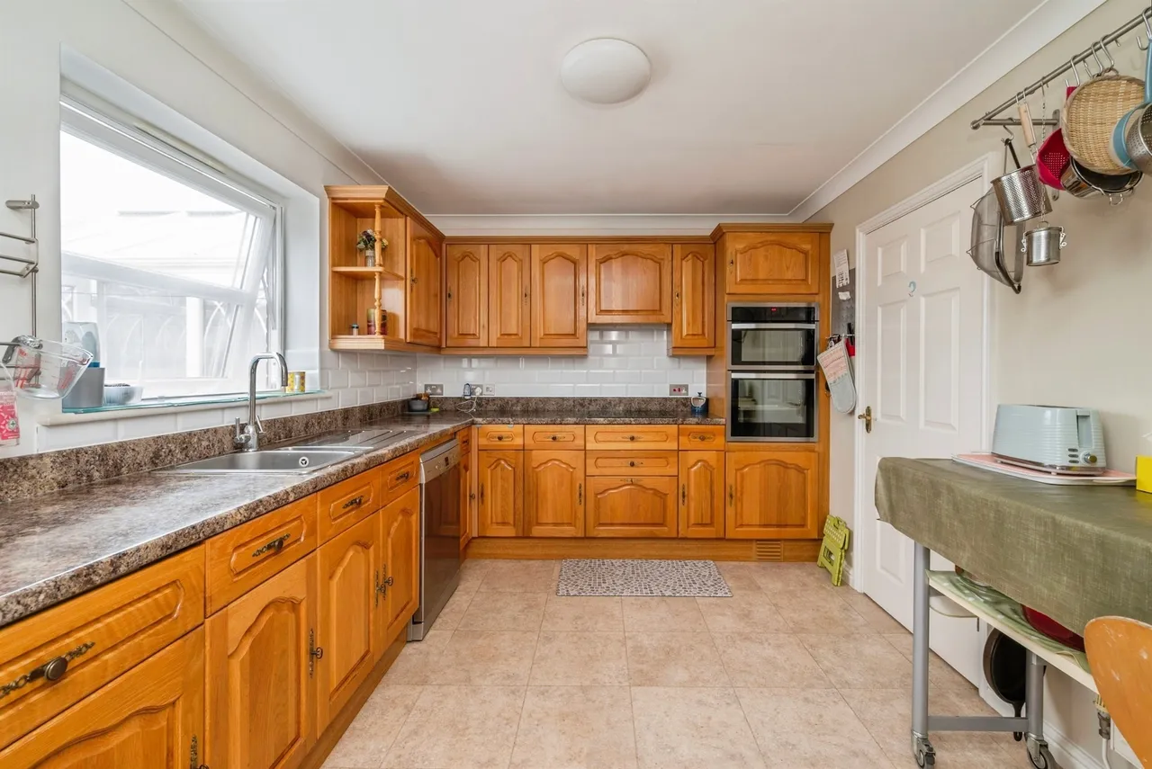 Main Road, Filby, Great Yarmouth, photo 6